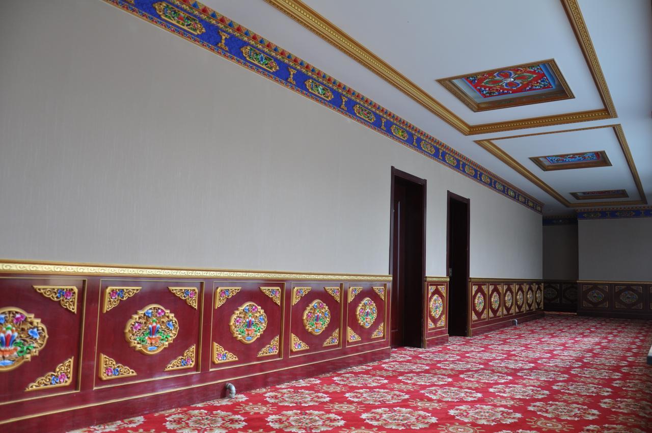 Overseas Tibetan Hotel Сяхэ Экстерьер фото