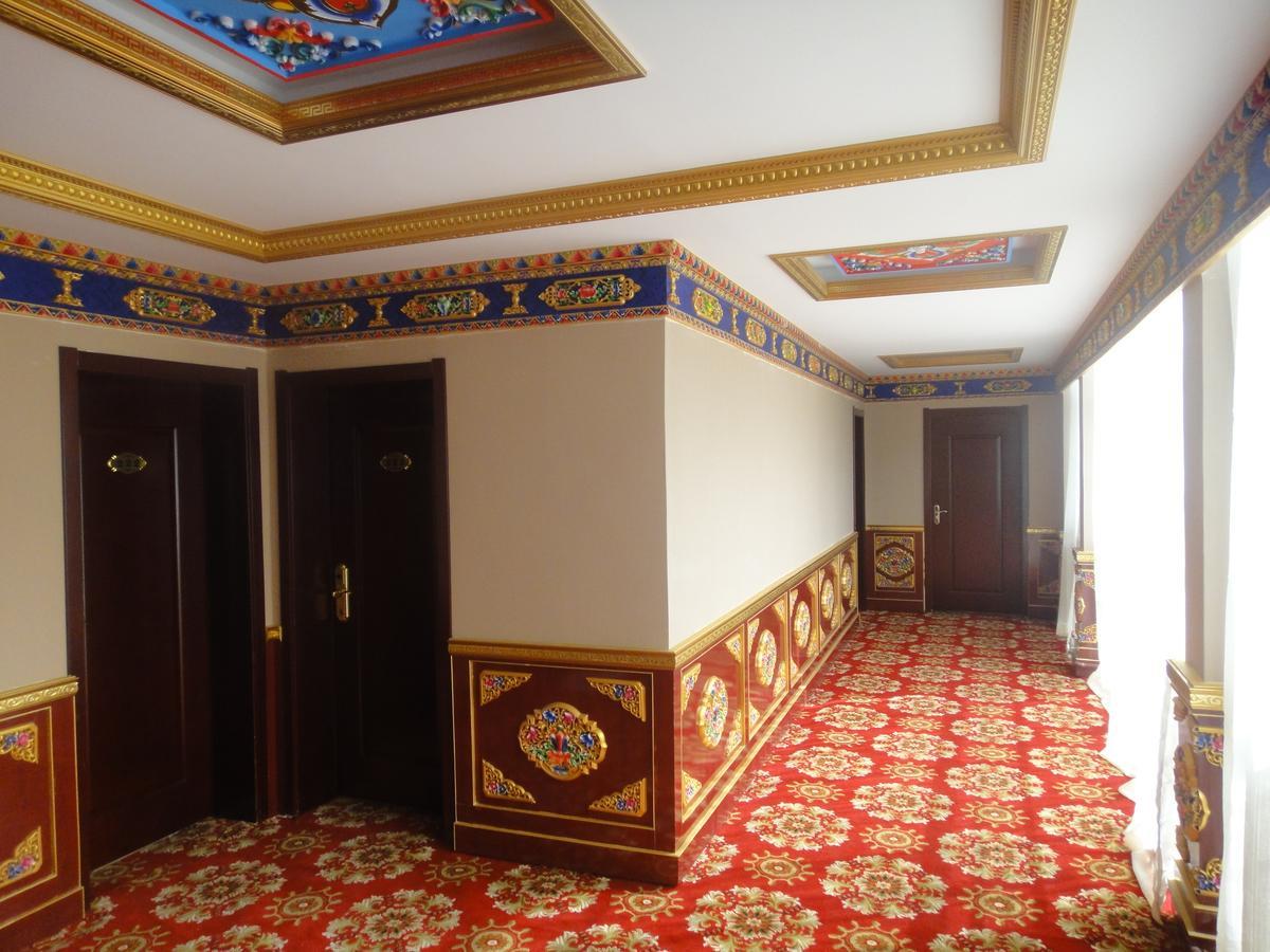 Overseas Tibetan Hotel Сяхэ Экстерьер фото